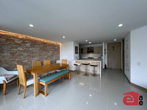Apartamento en venta en Loma Del Esmeraldal, Envigado · foto 2 de 20