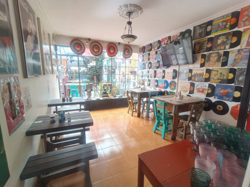 Casa en venta en Barrios Unidos, Bogotá · foto 8 de 20