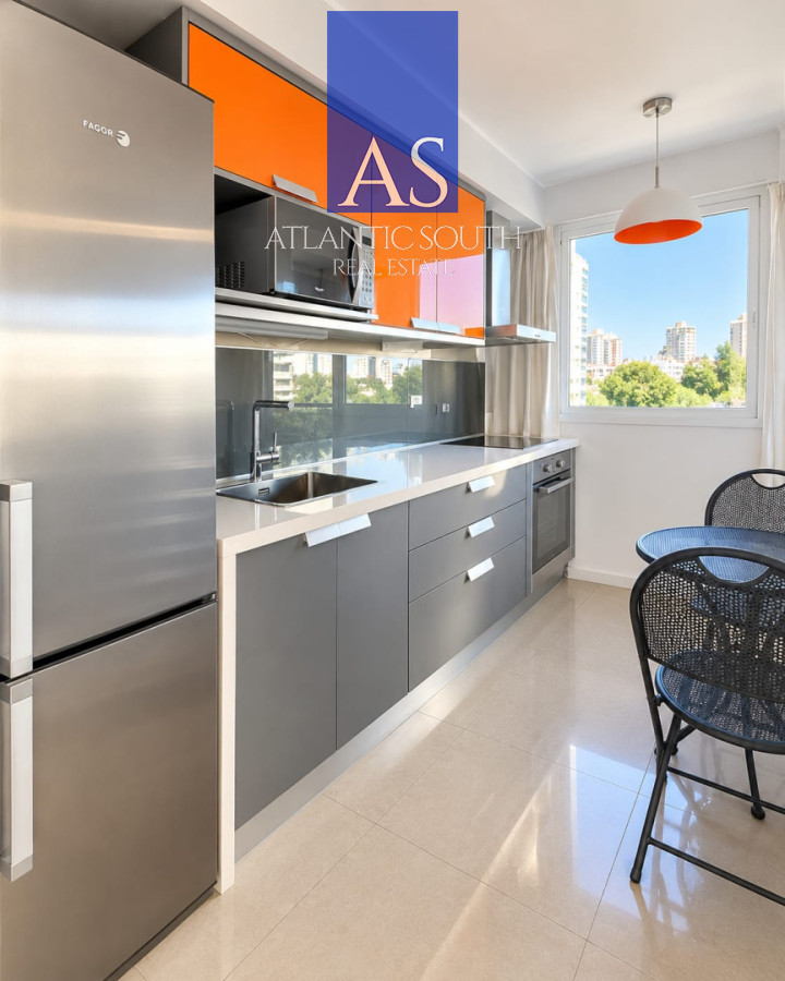 Apartamento en venta y alquiler a 50 metros del mar en Playa Mansa · Foto 8