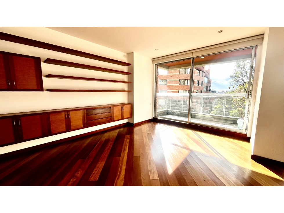 Apartamento en venta en Los Rosales, Bogotá · foto 7 de 24