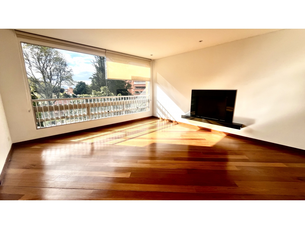 Apartamento en venta en Los Rosales, Bogotá · foto 18 de 24
