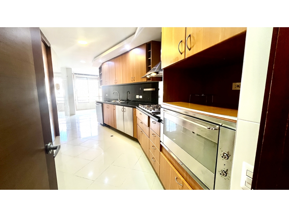 Apartamento en venta en Los Rosales, Bogotá · foto 19 de 24