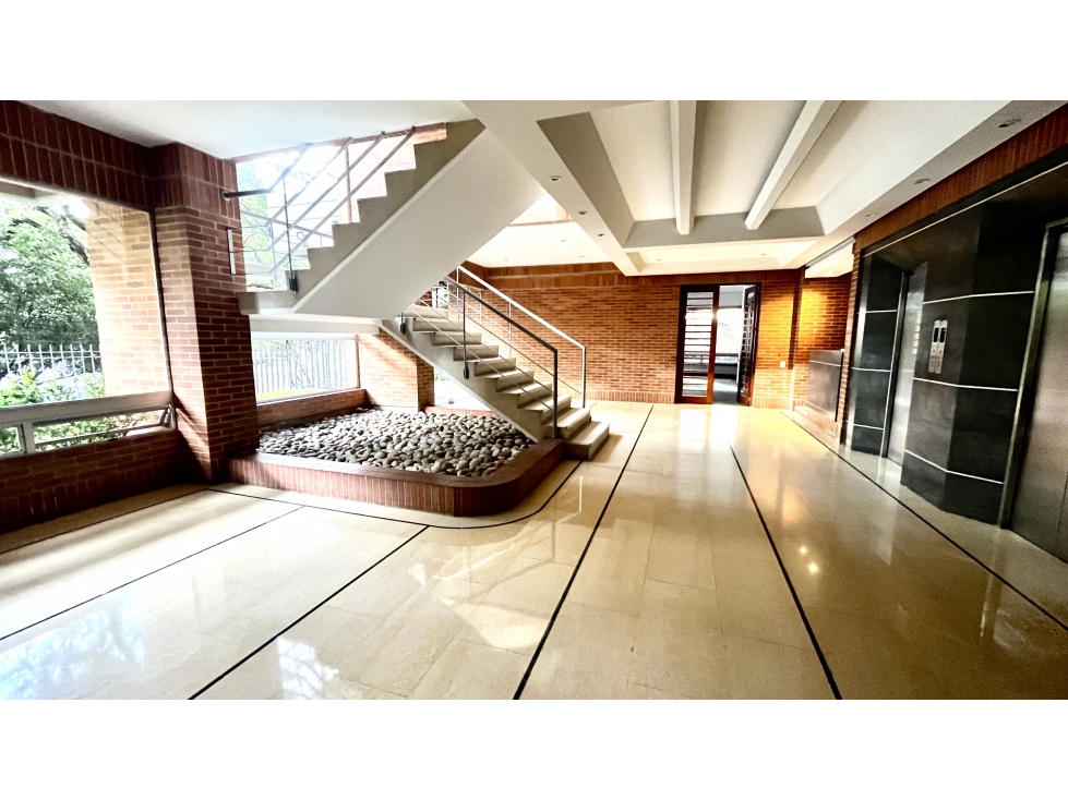 Apartamento en venta en Los Rosales, Bogotá · foto 20 de 24