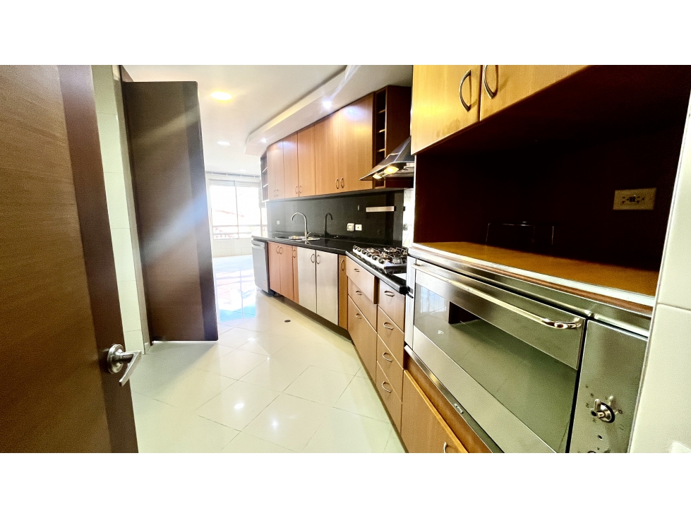 Apartamento en venta en Los Rosales, Bogotá · foto 23 de 24