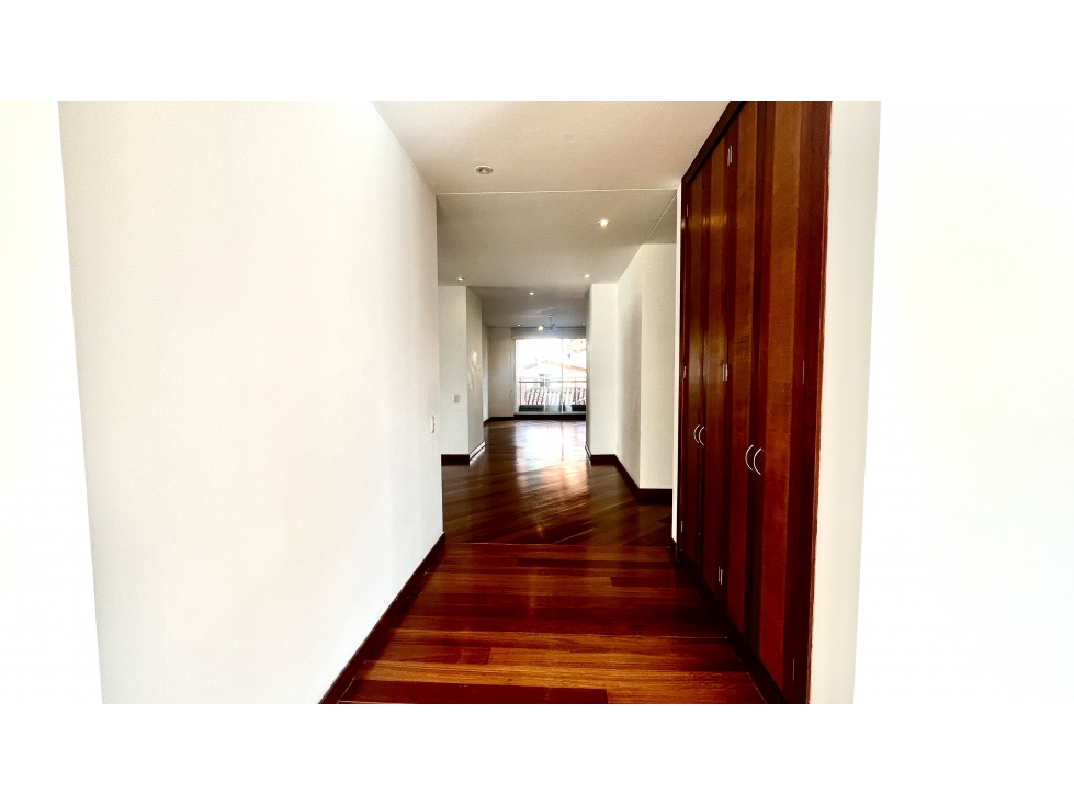 Apartamento en venta en Los Rosales, Bogotá · foto 24 de 24