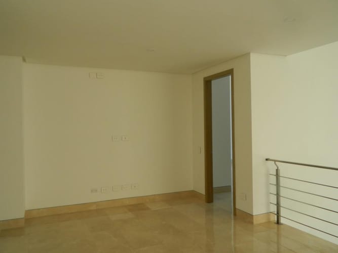 Casa de 5 alcobas en venta en Villa Campestre, Barranquilla, 337 m² · foto 5 de 24