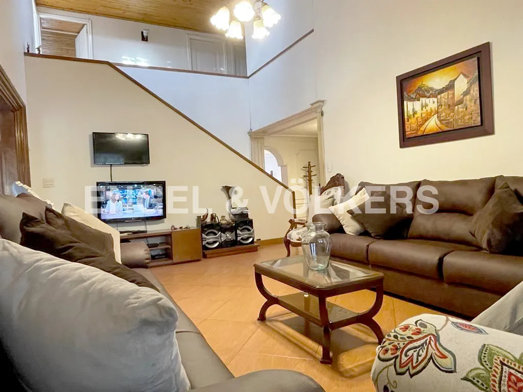 Casa en venta en Niza, Bogotá · foto 3 de 10