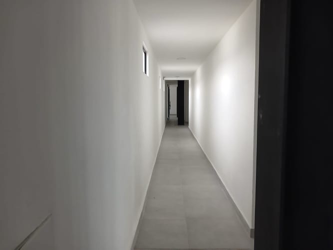 Oficina en arriendo en Cristo Rey, Medellín, 205 m² · foto 2 de 10