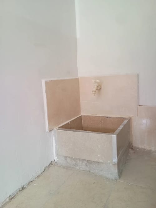 Local en arriendo en Conquistadores, Medellín, 18 m² · foto 4 de 6
