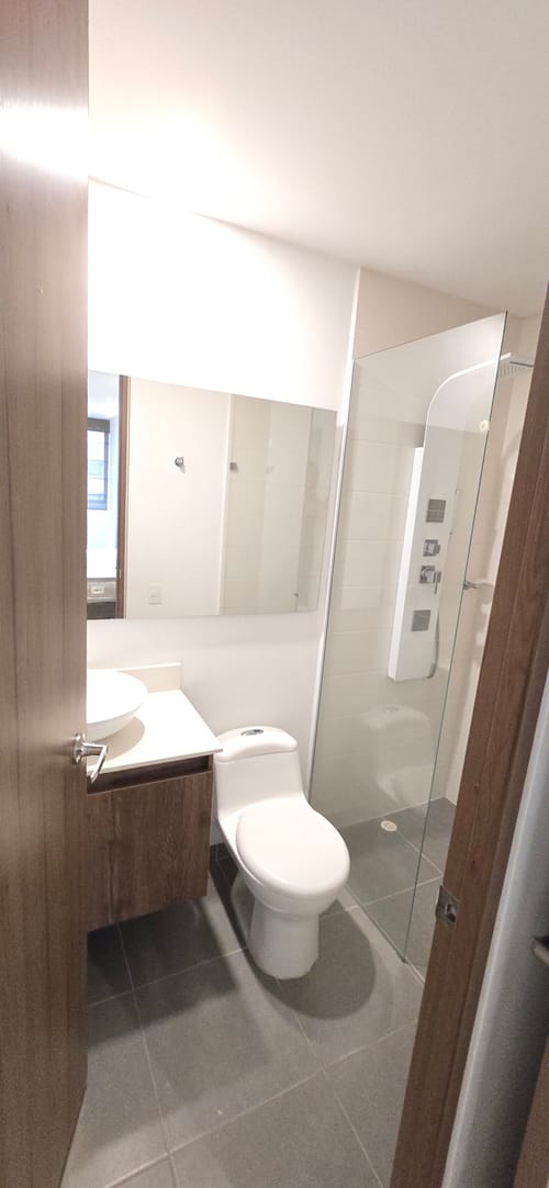 Apartamento de 2 alcobas en venta en Mugá, Envigado, 84 m² · foto 2 de 18
