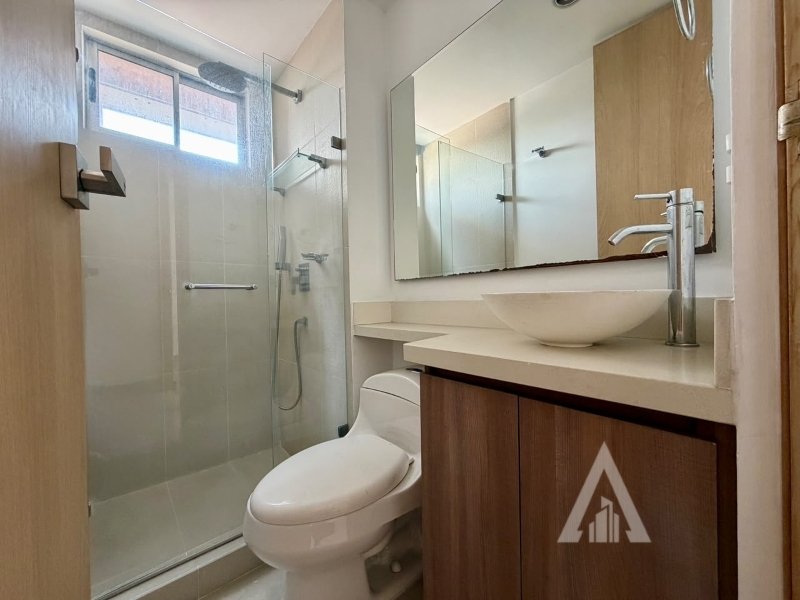 Apartamento en venta en Los Naranjos, Envigado · foto 7 de 19