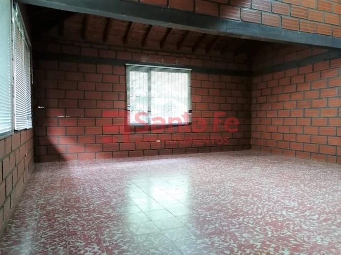 Casa de 10 alcobas en venta en Robledo, Medellín, 1850 m² · foto 7 de 10