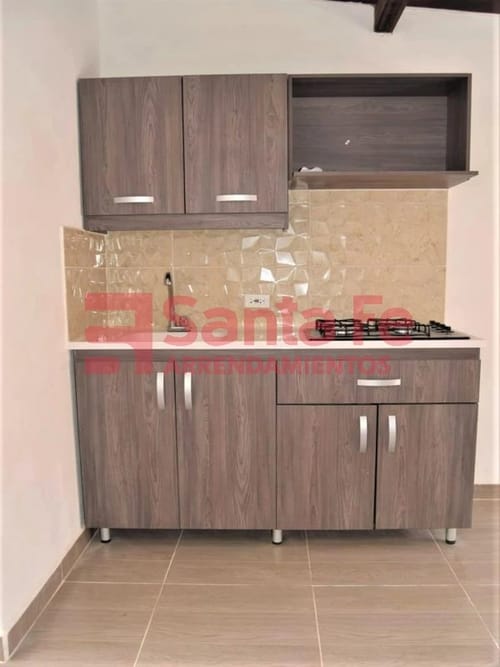 Casa de 8 alcobas en venta en Robledo, Medellín, 240 m² · foto 6 de 10