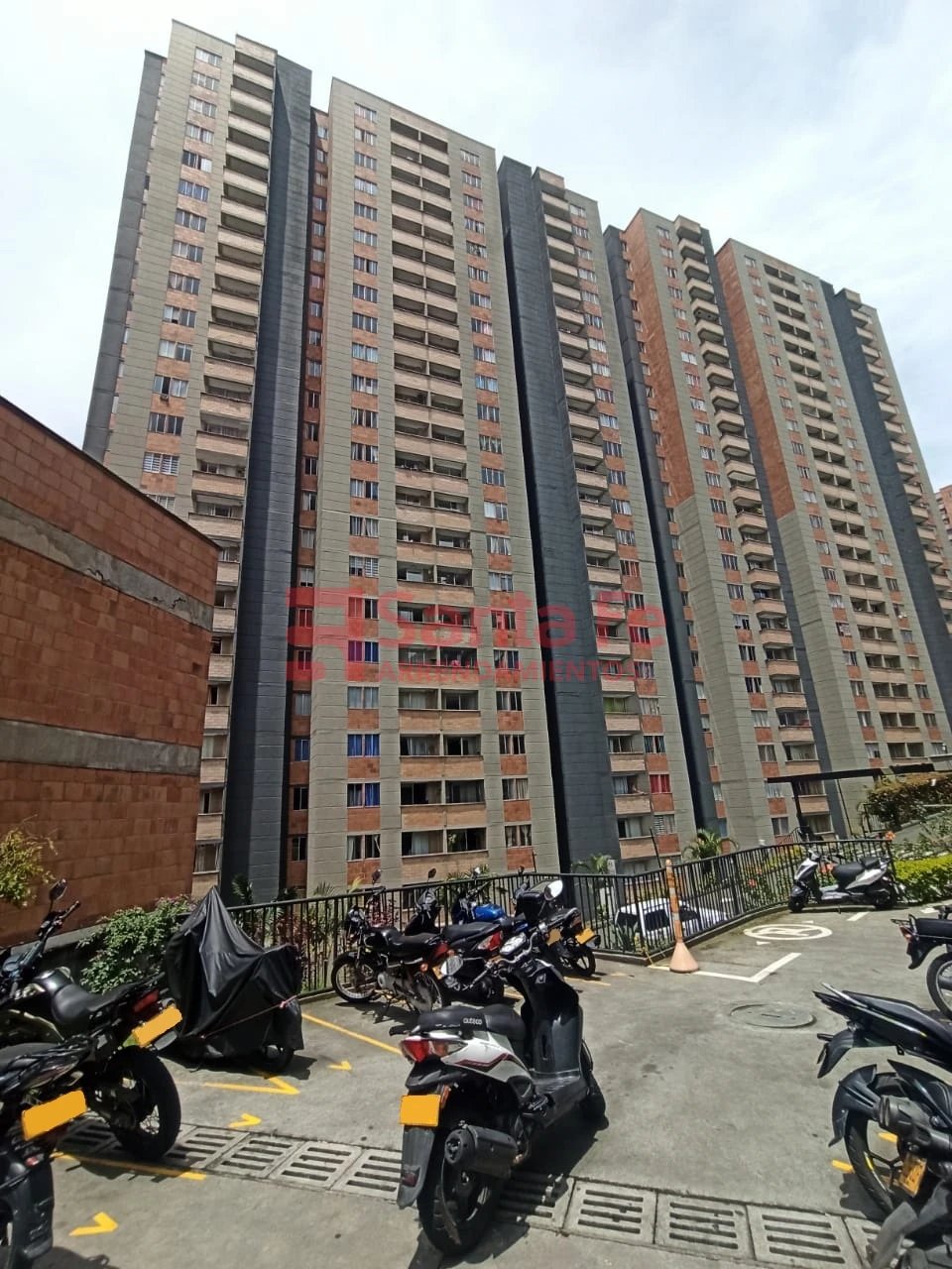 Apartamento en venta en Robledo, Medellín · foto 2 de 10