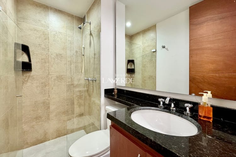 Apartamento en venta en Centro Comercial Palatino, Bogotá · foto 16 de 24
