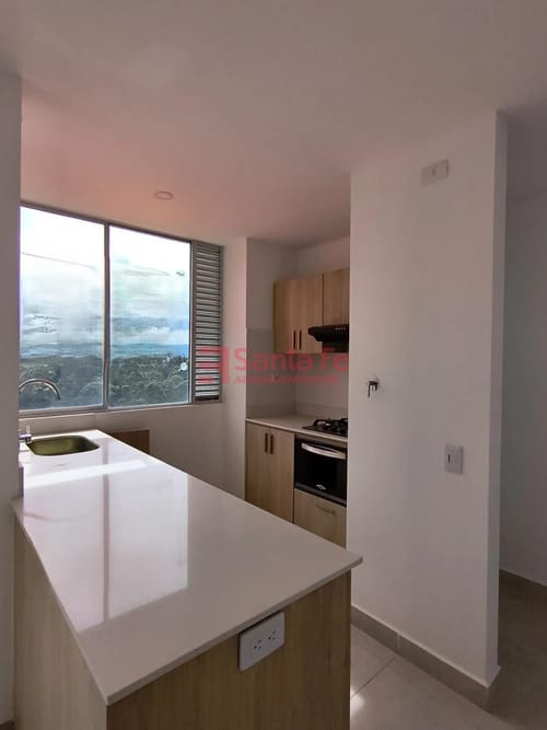 Apartamento de 3 alcobas en venta en Centro, Rionegro, 76 m² · foto 6 de 10