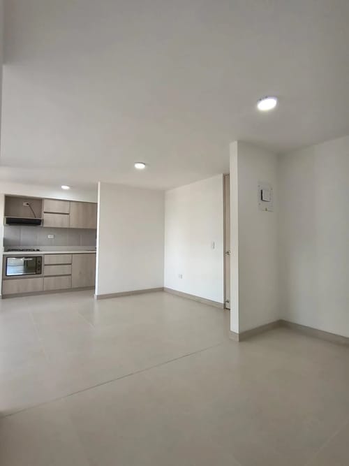 Apartamento de 3 alcobas en venta en Centro, Rionegro, 56 m² · foto 3 de 10