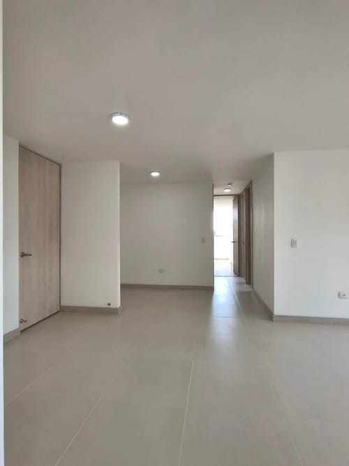 Apartamento de 3 alcobas en venta en Centro, Rionegro, 56 m² · foto 5 de 10
