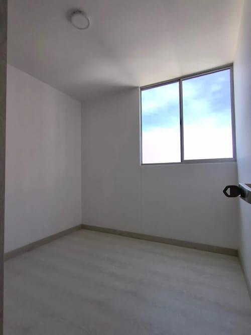 Apartamento de 3 alcobas en venta en Centro, Rionegro, 56 m² · foto 7 de 10