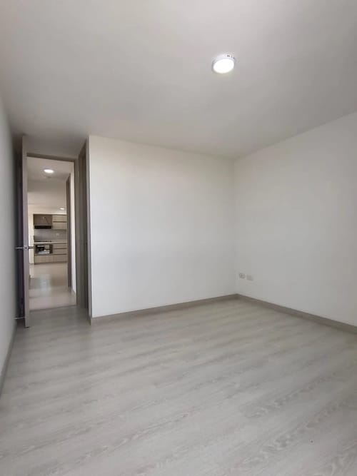 Apartamento de 3 alcobas en venta en Centro, Rionegro, 56 m² · foto 8 de 10