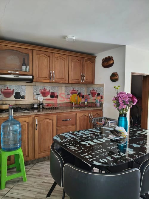 Casa de 3 alcobas en venta en Centro, Rionegro, 73 m² · foto 5 de 10