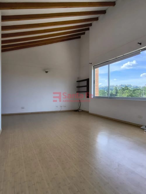 Finca en venta en Centro, Rionegro, 2058 m² · foto 6 de 10