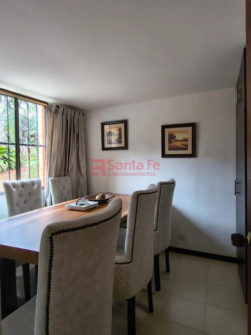 Casa de 5 alcobas en venta en Centro, Rionegro, 118 m² · foto 4 de 10