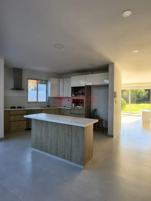 Casa de 4 alcobas en venta en Centro, Rionegro, 863 m² · foto 8 de 10