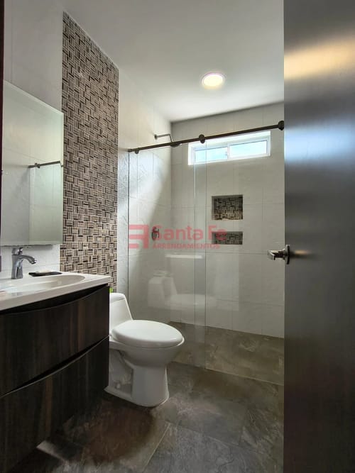 Casa de 4 alcobas en venta en Centro, Rionegro, 863 m² · foto 10 de 10