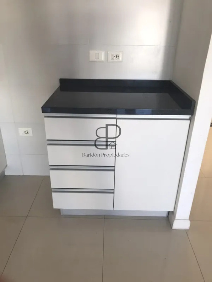 Alquiler Apartamento 1 Dormitorio Prado con balcon y cochera · Foto 8