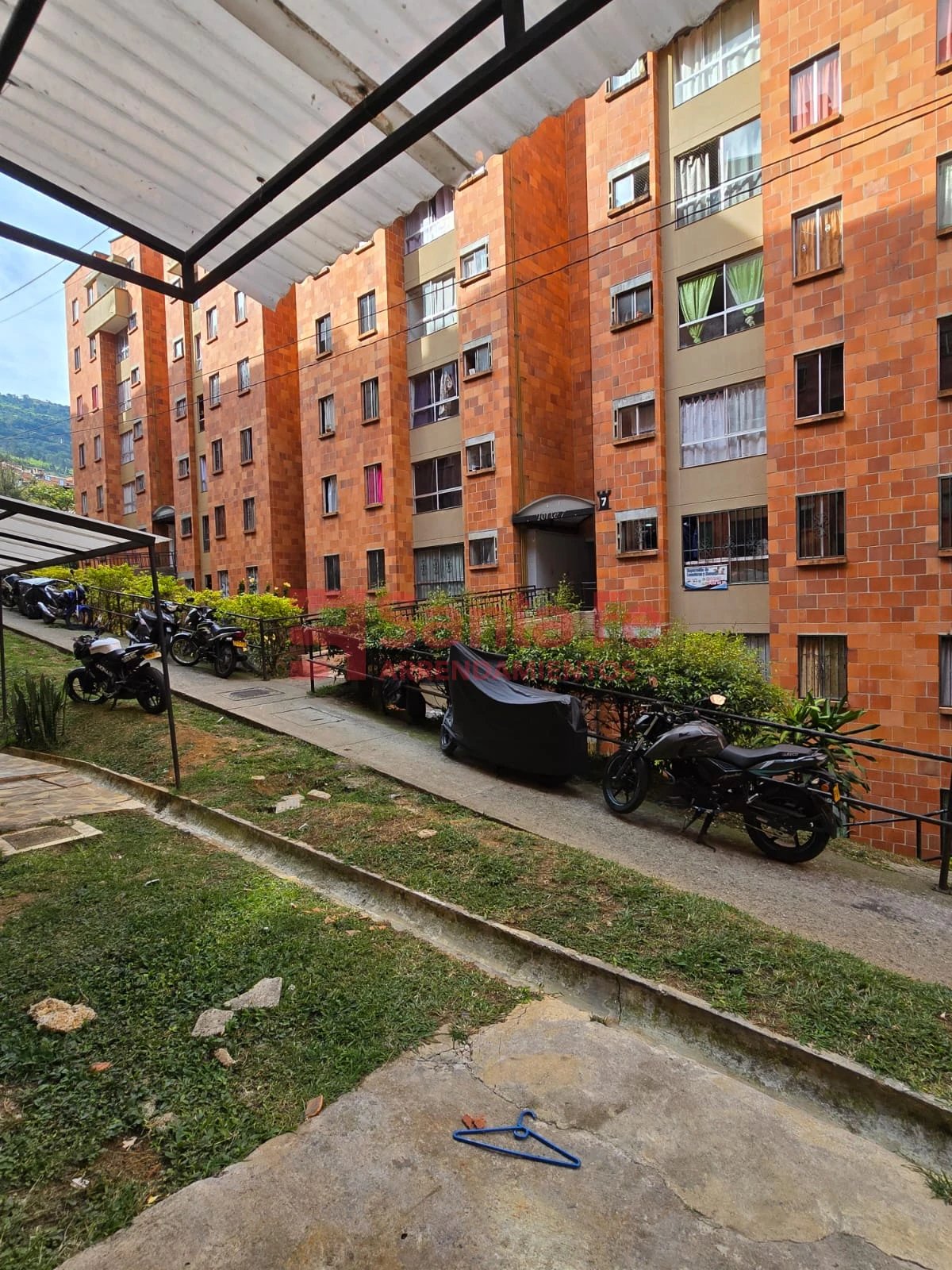 Apartamento en venta en Robledo, Medellín · foto 3 de 10