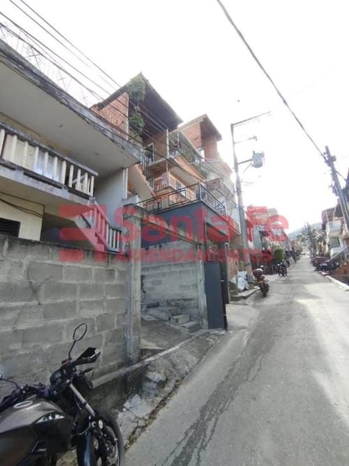 Apartamento en venta en Robledo, Medellín · foto 3 de 10