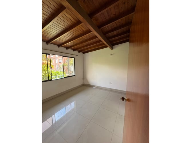 Apartamento de 2 alcobas en arriendo en Santa Mónica, Medellín, 60 m² · foto 2 de 10