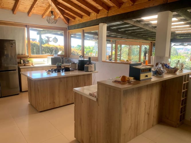 Casa de 4 alcobas en venta en El Faro, Rionegro, 450 m² · foto 2 de 7