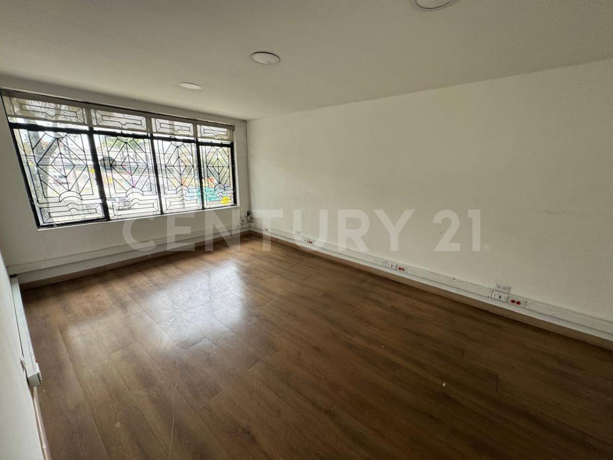 Casa en venta en La Soledad, Bogotá · foto 5 de 20