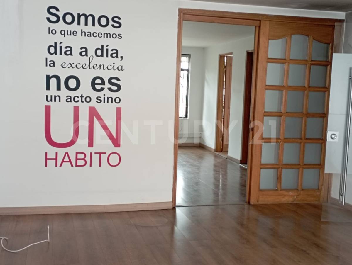 Casa en venta en La Soledad, Bogotá · foto 8 de 20