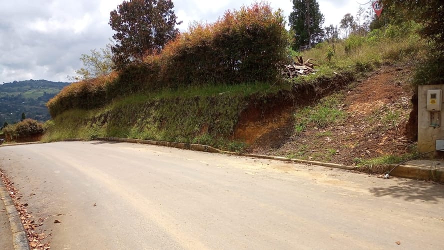 Lote en venta en Monta�Ez, Guarne, 2298 m² · foto 14 de 15
