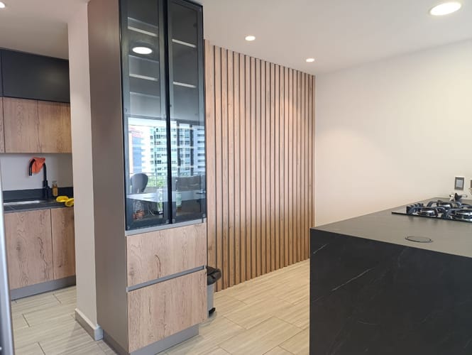 Apartamento de 2 alcobas en arriendo en El Poblado, Medellín, 153 m² · foto 11 de 20