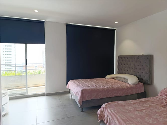 Apartamento de 2 alcobas en arriendo en El Poblado, Medellín, 153 m² · foto 13 de 20