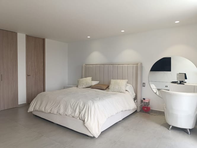 Apartamento de 2 alcobas en arriendo en El Poblado, Medellín, 153 m² · foto 15 de 20