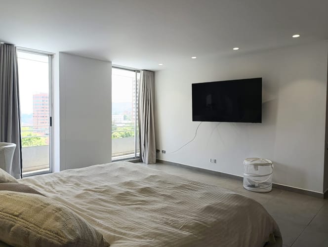 Apartamento de 2 alcobas en arriendo en El Poblado, Medellín, 153 m² · foto 16 de 20