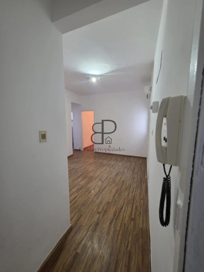 Alquiler Apartamento 2 Dormitorios La Blanqueada con balcon · Foto 2