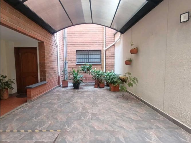 Apartamento de 3 alcobas en venta en Fátima, Medellín, 80 m² · foto 2 de 22