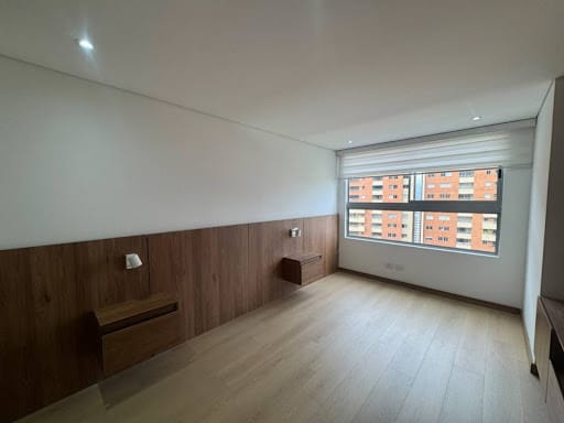 Apartamento de 3 alcobas en arriendo en Loma De San Jose, Sabaneta, 84 m² · foto 7 de 17