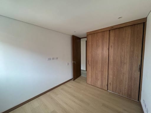 Apartamento de 3 alcobas en arriendo en Loma De San Jose, Sabaneta, 84 m² · foto 11 de 17