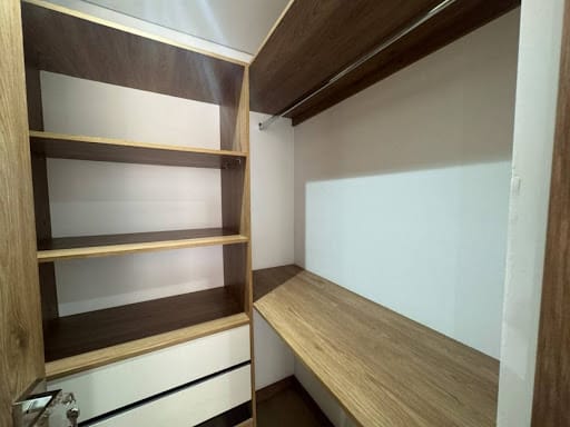 Apartamento de 3 alcobas en arriendo en Loma De San Jose, Sabaneta, 84 m² · foto 12 de 17