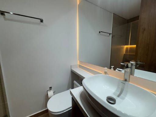 Apartamento de 3 alcobas en arriendo en Loma De San Jose, Sabaneta, 84 m² · foto 14 de 17