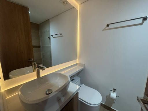 Apartamento de 3 alcobas en arriendo en Loma De San Jose, Sabaneta, 84 m² · foto 15 de 17