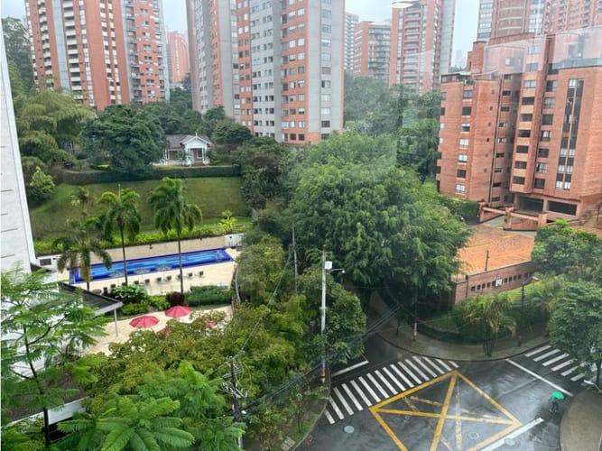 Oficina en arriendo en Milla De Oro, Medellín, 50 m² · foto 9 de 9
