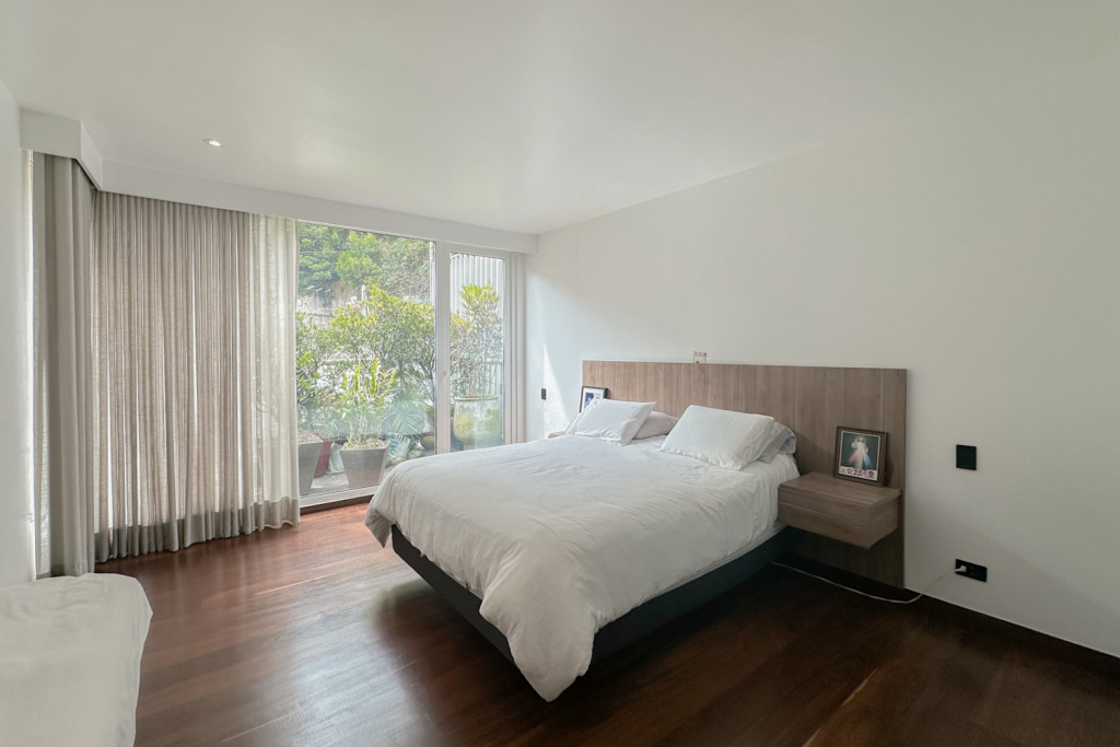 Apartamento en venta en El Refugio, Bogotá · foto 8 de 24